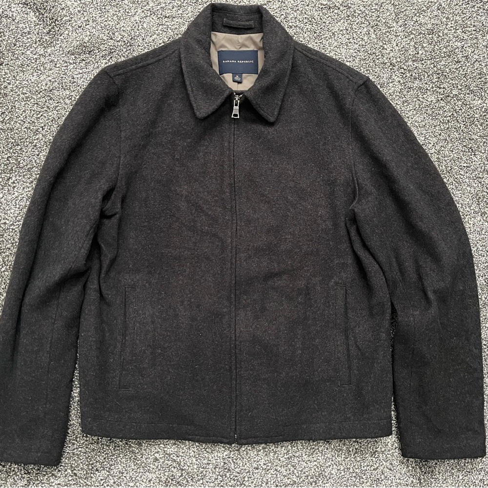 Banana Republic - Men’s Wool Zip Up Coat - Size Medium